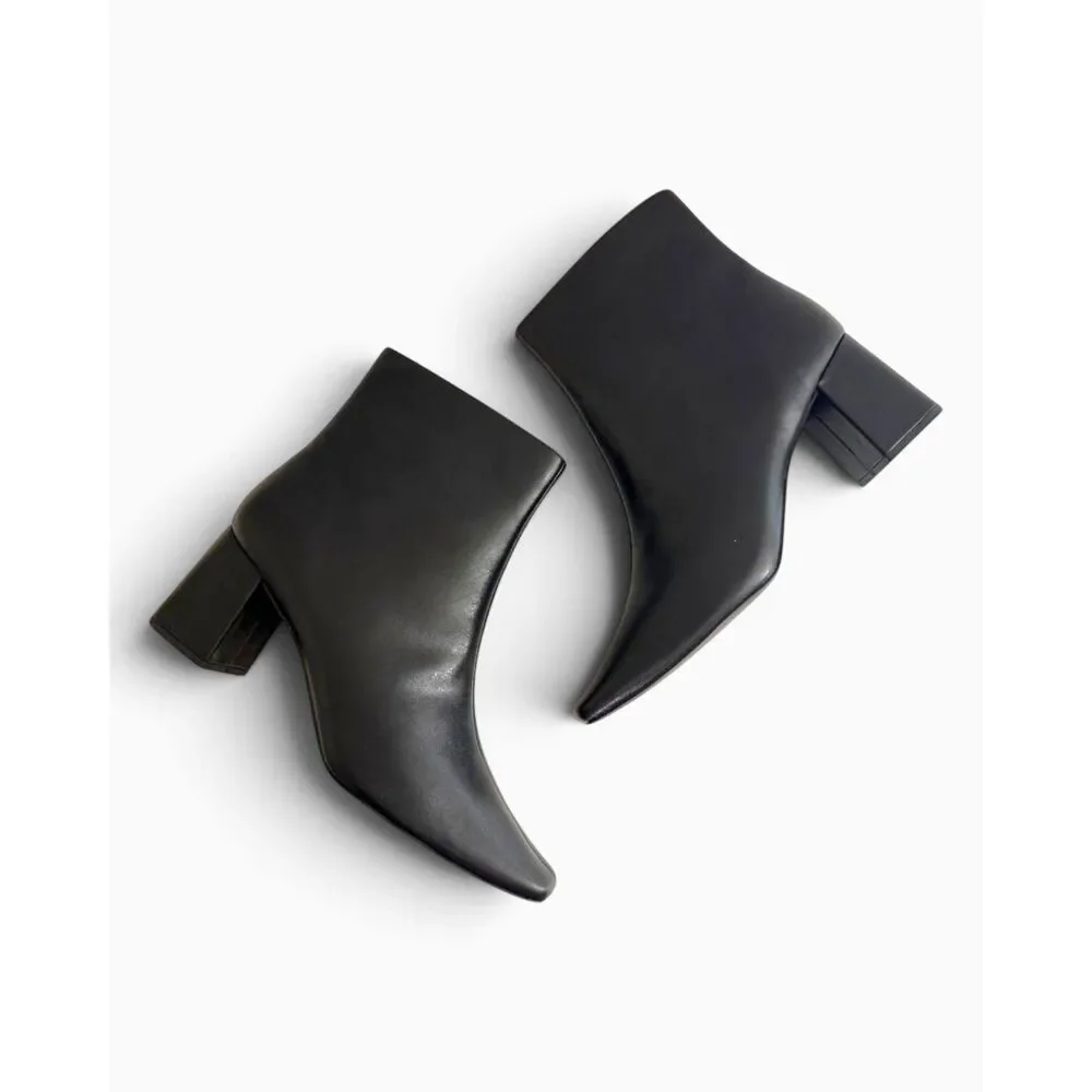 JOURNEE COLLECTION Haylinn Black Square Toe Bootie Boots, NEW! Size 11